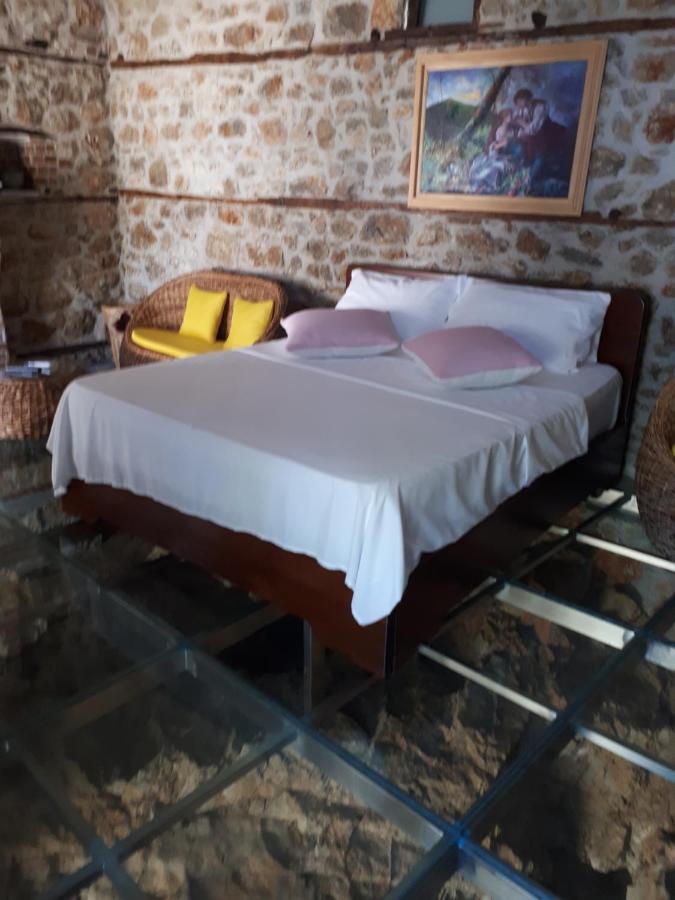 Nuci'S Home Glass Floor Tushemisht Luaran gambar