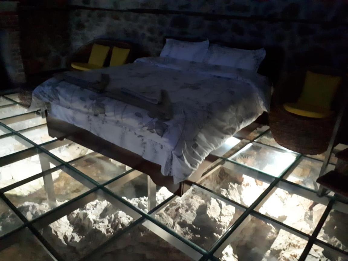 Nuci'S Home Glass Floor Tushemisht Luaran gambar